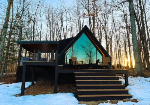 Brisa cabin outside view Image